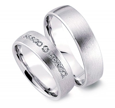  Золоті каблучки з діамантами (1155209),w315(4689-1155209),цена 41 752 грн.